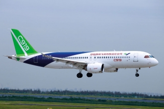 Первый летный экземпляр С919 во втором испытательном полете, 28&nbsp;сентября 2017 г. Фото: cnbeta.com