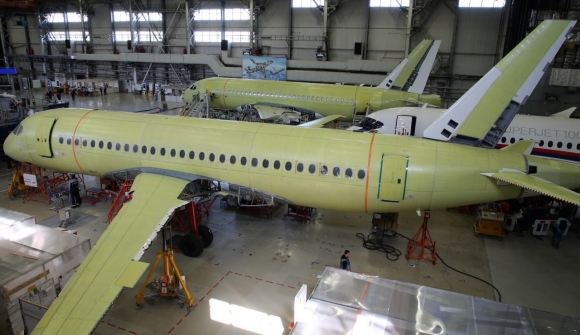 Самолеты SJ-100 на сборке в производственном центра ПАО &laquo;Яковлев&raquo; в Комсомольске-на-Амуре. Фото: ОАК