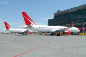 Авиакомпания &laquo;Роял Флайт&raquo;, приступившая к выполнению чартерных рейсов в марте 2014 г., несмотря на кризис туристического рынка, в минувшем году показала одни из самых высоких темпов роста в отрасли, увеличив пассажирооборот на 43%. Фото: Сергей Сергеев