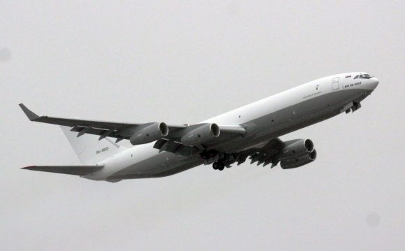 На фото Алексея Филатова: Ил-96-400Т (RA-96101) уходит в испытательный полет, 29 декабря 2024 года